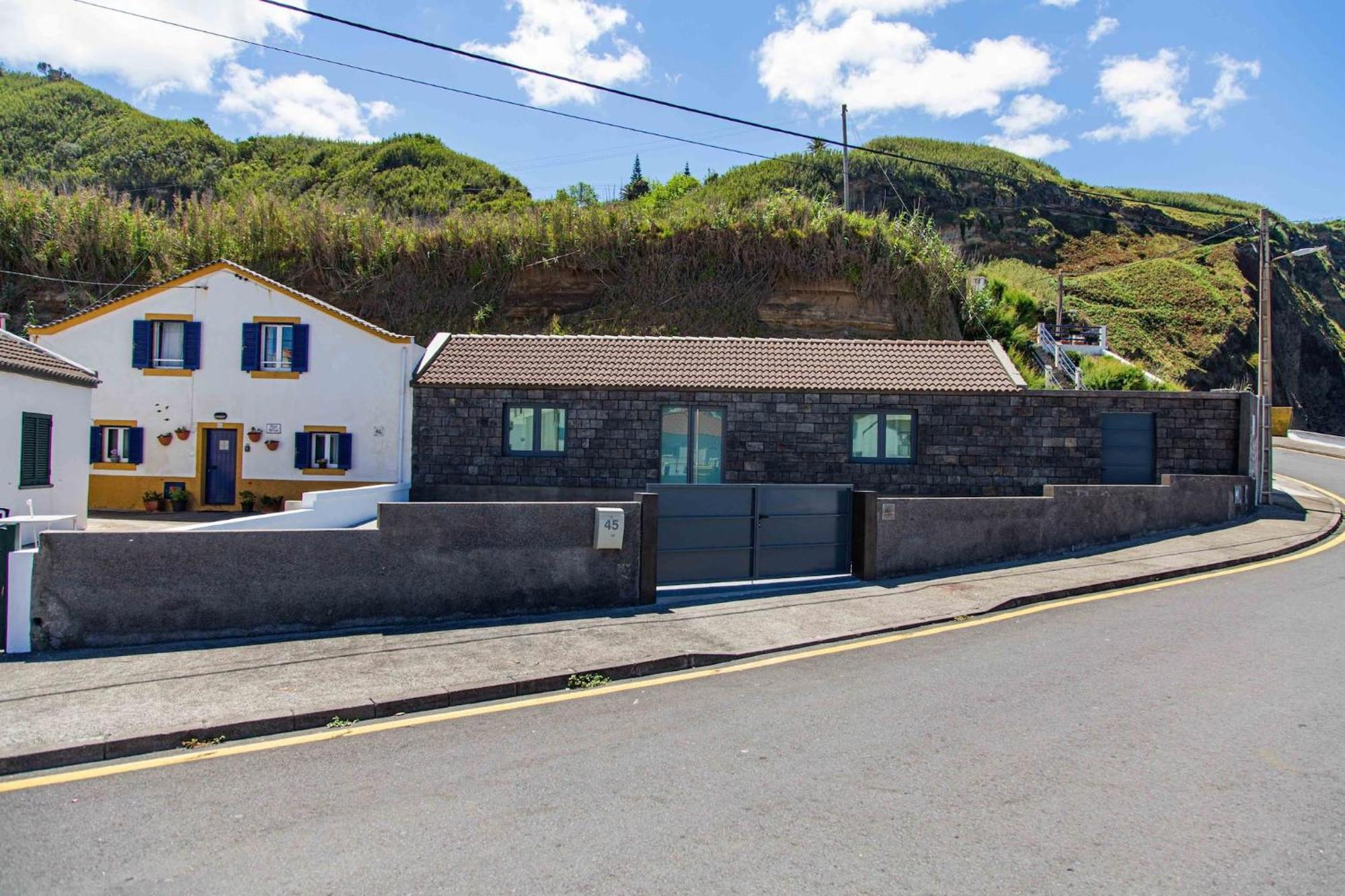 Mosteiros Beach House Villa Exterior photo